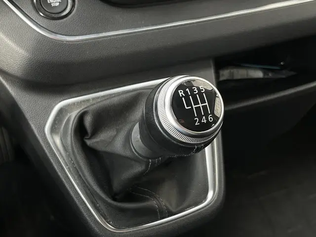 Renault Trafic 2.0 dCi 150 T29 L2H1 DC Luxe 2023 Diesel 25