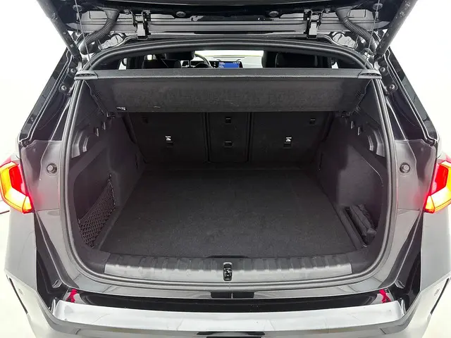 BMW X1 sDrive18i 2025 Benzine 28