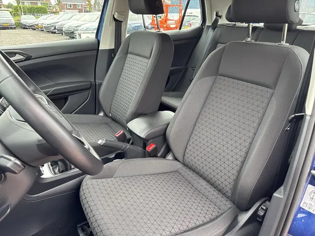 Volkswagen T-Cross 1.0 TSI Life 2023 Benzine 8