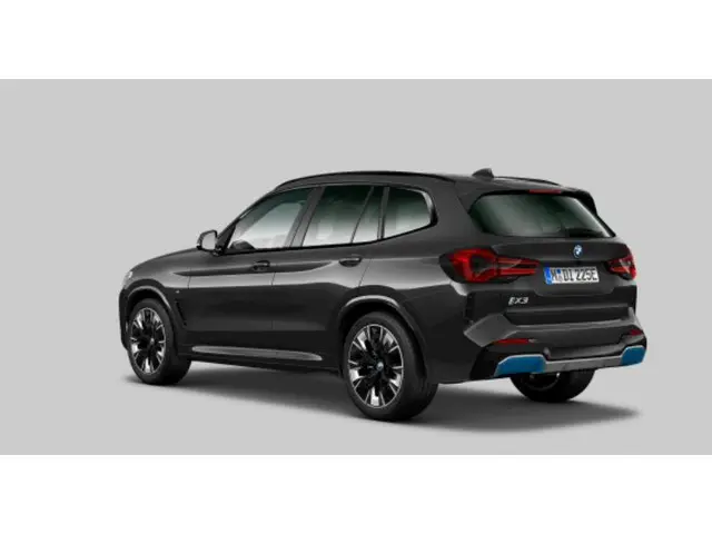 BMW iX3 2