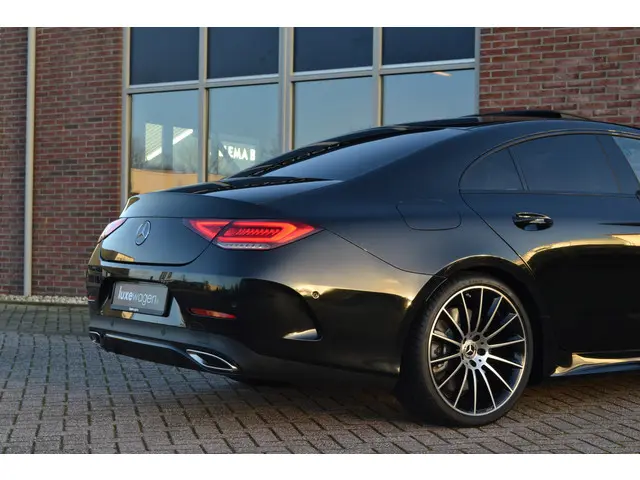 Mercedes-Benz CLS 450 4M Ed.1 AMG 2019 Benzine 29