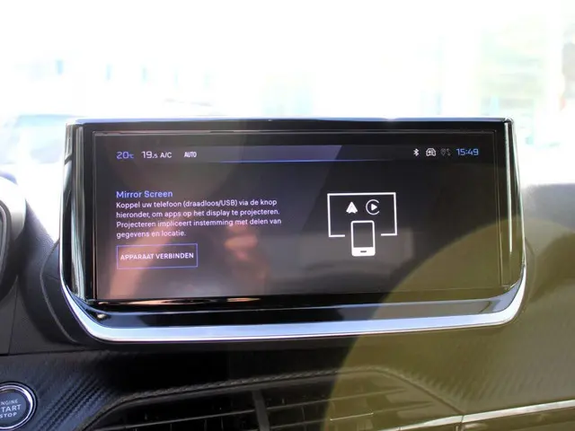 Peugeot 2008 1.2 Hybrid 110 Allure 2026 Hybride Benzine 9