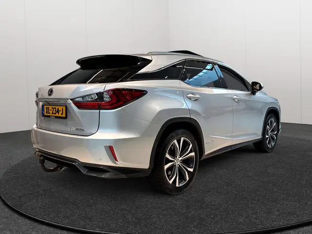 Lexus RX 2