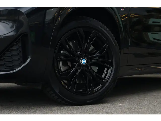 BMW X2 xDrive25e High Executive 2020 Hybride Benzine 4