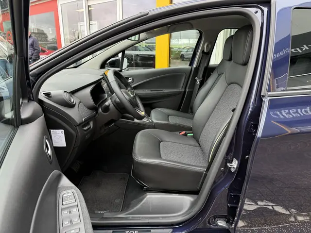 Renault ZOE R135 Iconic 52 kWh 2024 Elektrisch 7