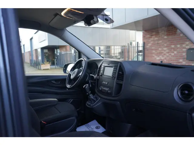 Mercedes-Benz Vito 116 CDI Lang 2020 Diesel 7