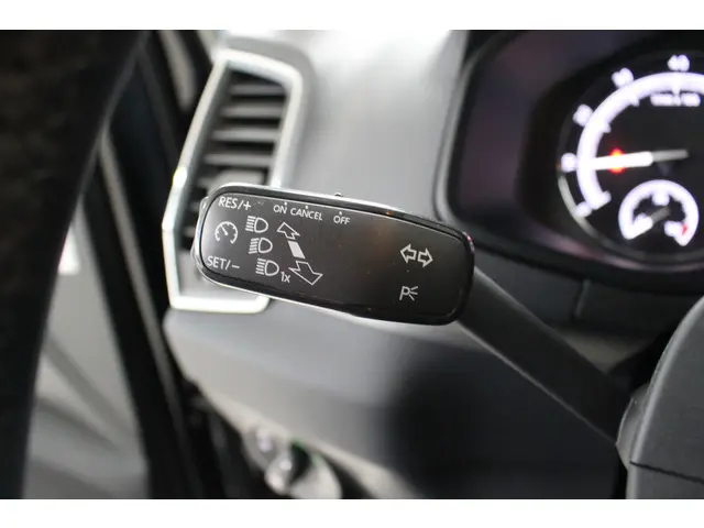 Škoda Karoq 1.0 TSI Ambition 2020 Benzine 15