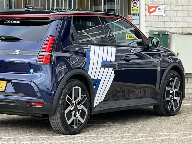 Renault 5 comfort range techno 52 kWh 2024 Elektrisch 31