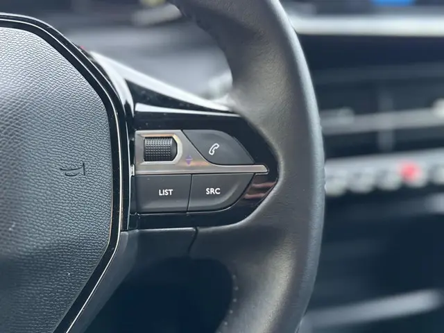 Peugeot 208 1.2 PureTech Active 2022 Benzine 29