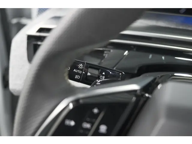 Peugeot 3008 1.2 Hybrid 136 GT 2024 Hybride Benzine 31