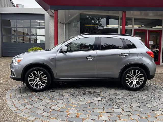 Mitsubishi ASX 1.6 Cleartec Connect Pro 2017 Benzine 2