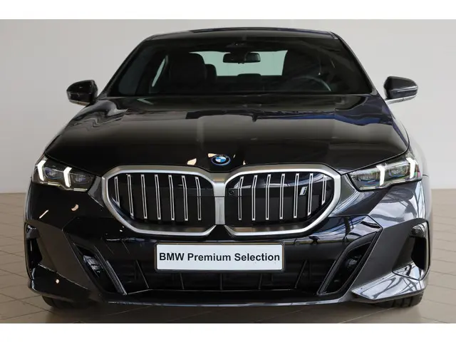 BMW i5 eDrive40 2025 Elektrisch 4