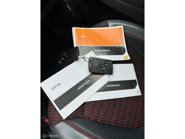 Renault Captur 1.2 TCe Helly Hansen 2015 Benzine 20