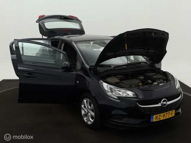 Opel Corsa 1.4 Online Edition 2018 Benzine 23