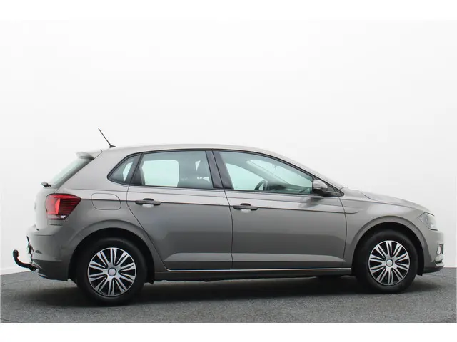 Volkswagen Polo 1.0 TSI Comfortline 2019 Benzine 8