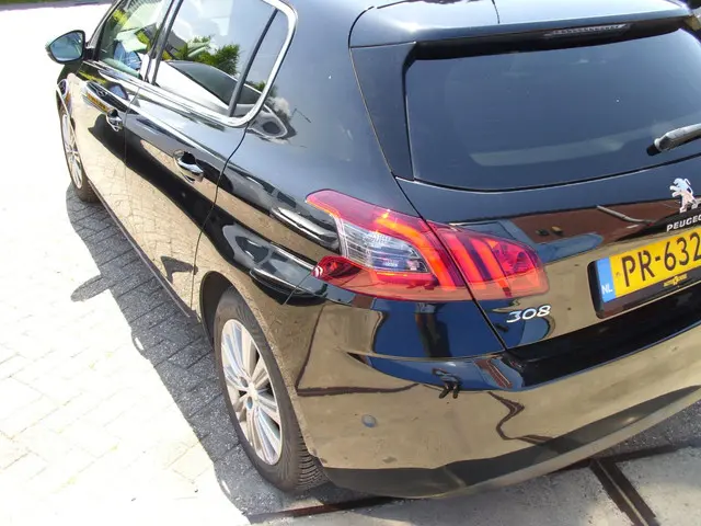 Peugeot 308 1.2 PureTech Allure 2017 Benzine 11