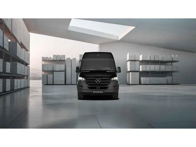 Mercedes-Benz Sprinter 315 CDI L2 RWD Pro 2025 Diesel 6
