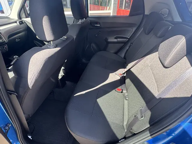 Suzuki Swift 1.2 Select Smart Hybrid 2022 Benzine 17