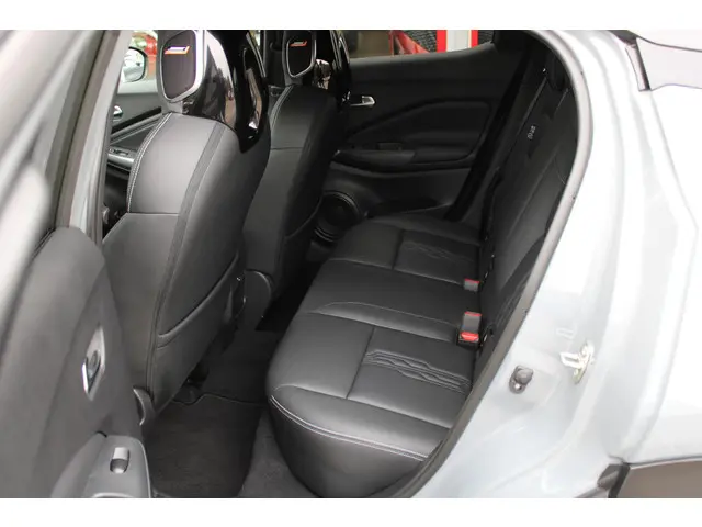 Nissan Juke Hybrid 143 Tekna 2023 Hybride Benzine 22