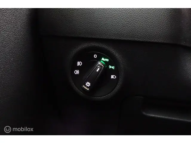 Škoda Karoq 1.0 TSI Clever Edition 2018 Benzine 23