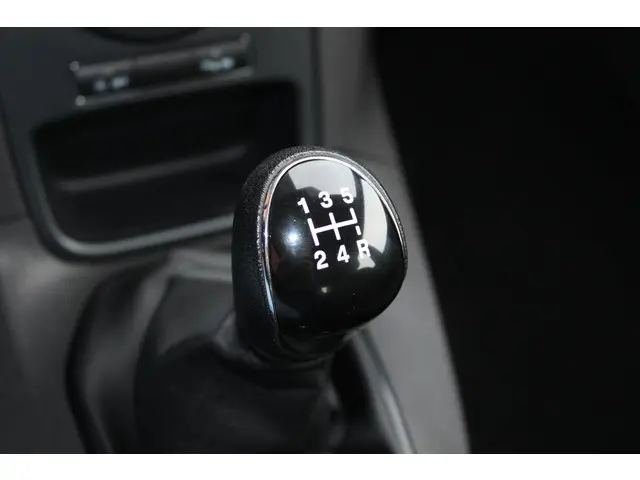 Ford Fiesta 1.0 80 PK Style Ultimate 2016 Benzine 18