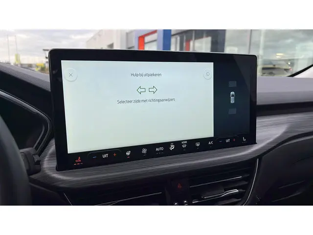 Ford Kuga 2.5 FHEV Active X 2024 Hybride Benzine 42