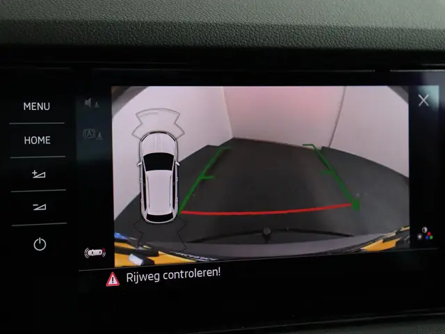 Škoda Karoq 1.0 TSI Style Business 2019 Benzine 12