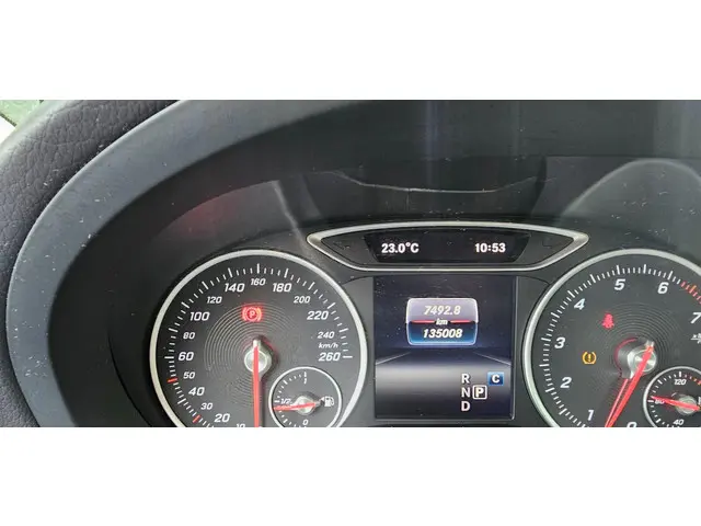 Mercedes-Benz A-Klasse 160 Business 2017 Benzine 20
