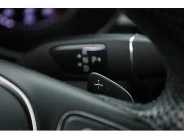 Mercedes-Benz C-Klasse 180 Ambition 2015 Benzine 13