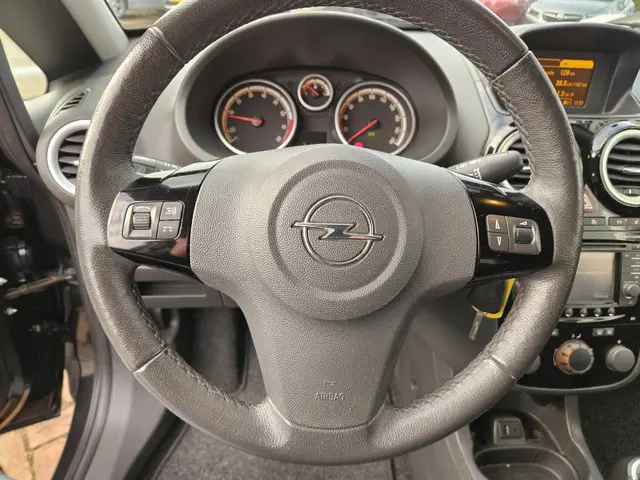 Opel Corsa 1.2-16V BlitZ,complete auto 2014 Benzine 17
