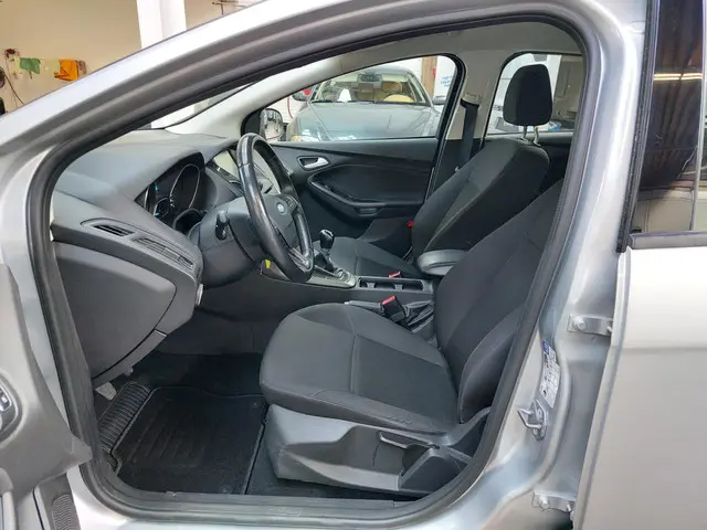 Ford Focus 1.0 Trend 2016 Benzine 14