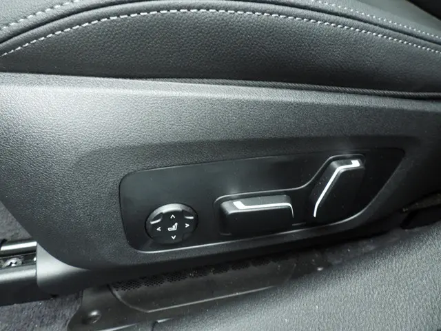 BMW 3 Serie Touring 330e 2025 Hybride Benzine 41