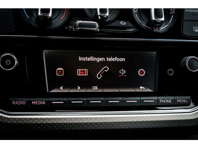 Volkswagen up! 1.0 BMT high up! | PDC | Cruise 2018 Benzine 32