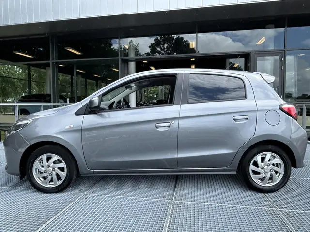 Mitsubishi Space Star 1.2 Dynamic 2022 Benzine