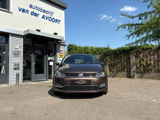 Volkswagen Polo 2