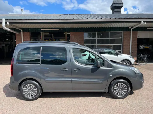 Peugeot Partner Tepee 1.2 PureTech Active 2017 Benzine 3