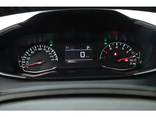 Peugeot 208 1.2 PureTech Active - Automaat 2022 Benzine 13