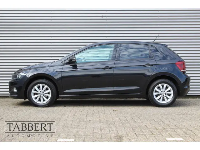 Volkswagen Polo 1.0 TSI Highline Zwart 5dr 2018 Benzine 4