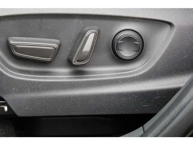 Toyota bZ4X Dynamic 71 kWh 2024 Elektrisch 5