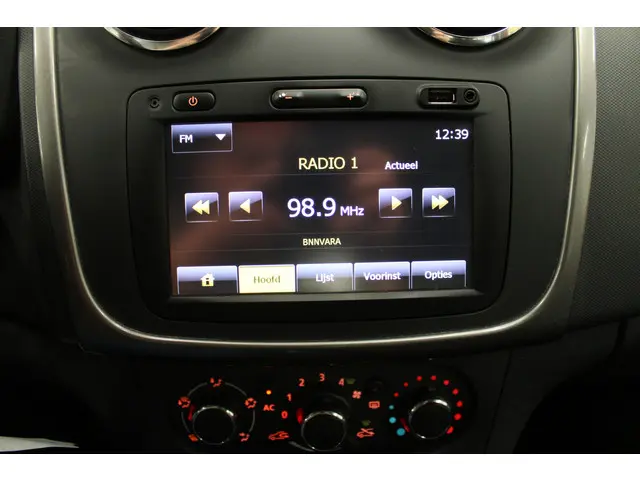 Dacia Logan MCV 0.9 TCe Prestige 2015 Benzine 12
