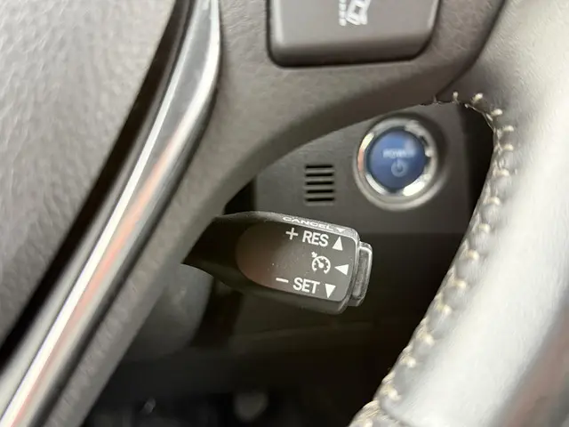 Toyota Auris 1.8 Hybrid Dynamic Go 2018 Hybride Benzine 18