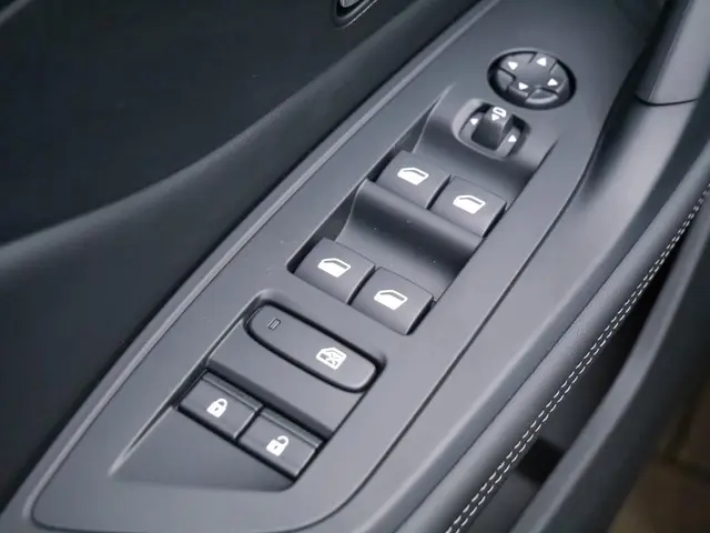 Peugeot e-308 SW Allure EV 54 kWh 2025 Elektrisch 16