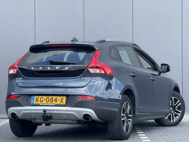 Volvo V40 2