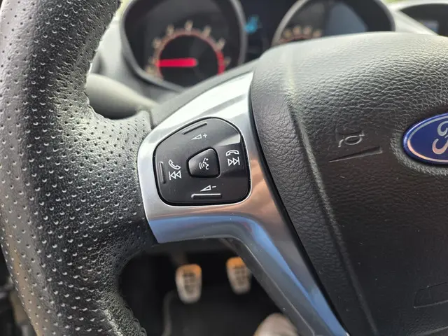 Ford Fiesta 1.6 ST2 2014 Benzine 12