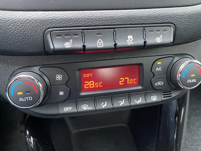 Kia cee'd 1.0 T-GDi GT-Line Summer Edition 2017 Benzine 20