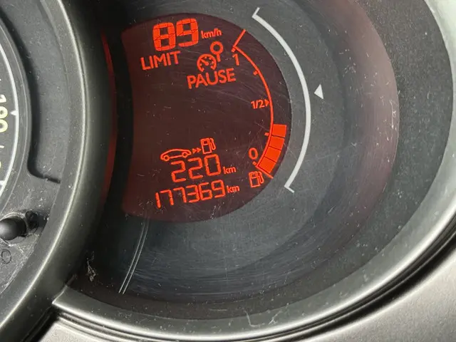 Citroën C3 1.2 PureTech Selection 2016 Benzine 22