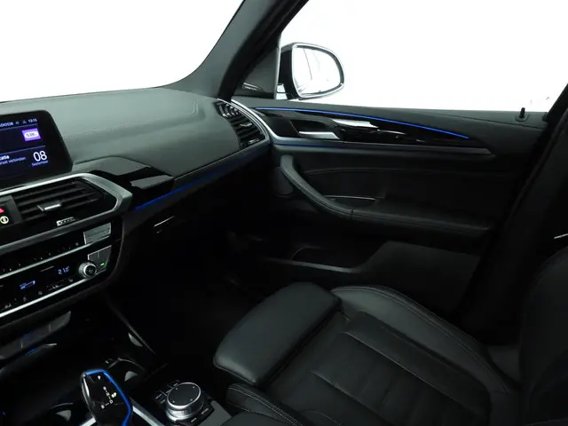 BMW iX3 High Executive 80 kWh 2021 Elektrisch 41
