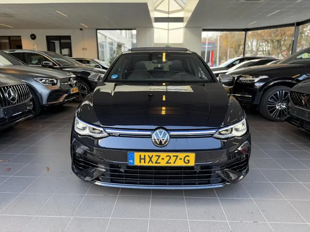 Volkswagen Golf 2.0 TSI R 4Motion 2023 Benzine 2