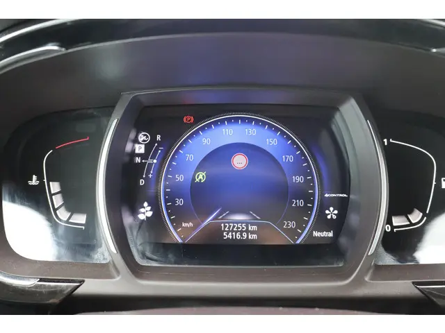 Renault Espace 1.8 TCe Initiale Paris 7p. 2019 Benzine 34