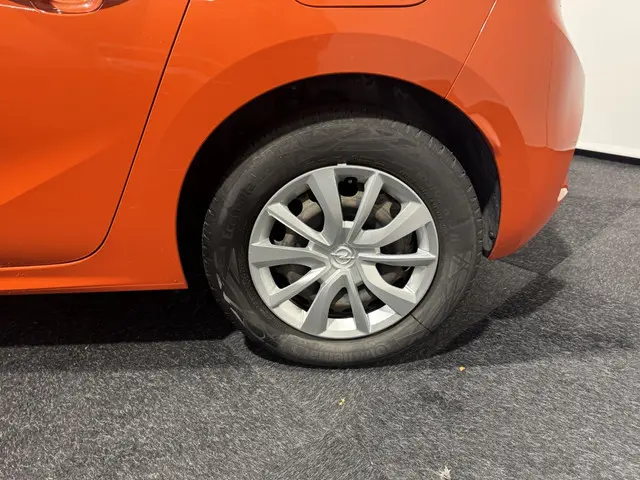 Opel Corsa 1.2 Edition 2020 Benzine 13